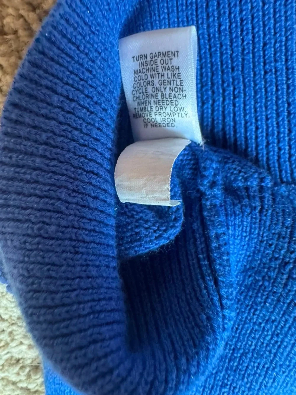 Express Men's V-Neck Sweater in Bright Blue